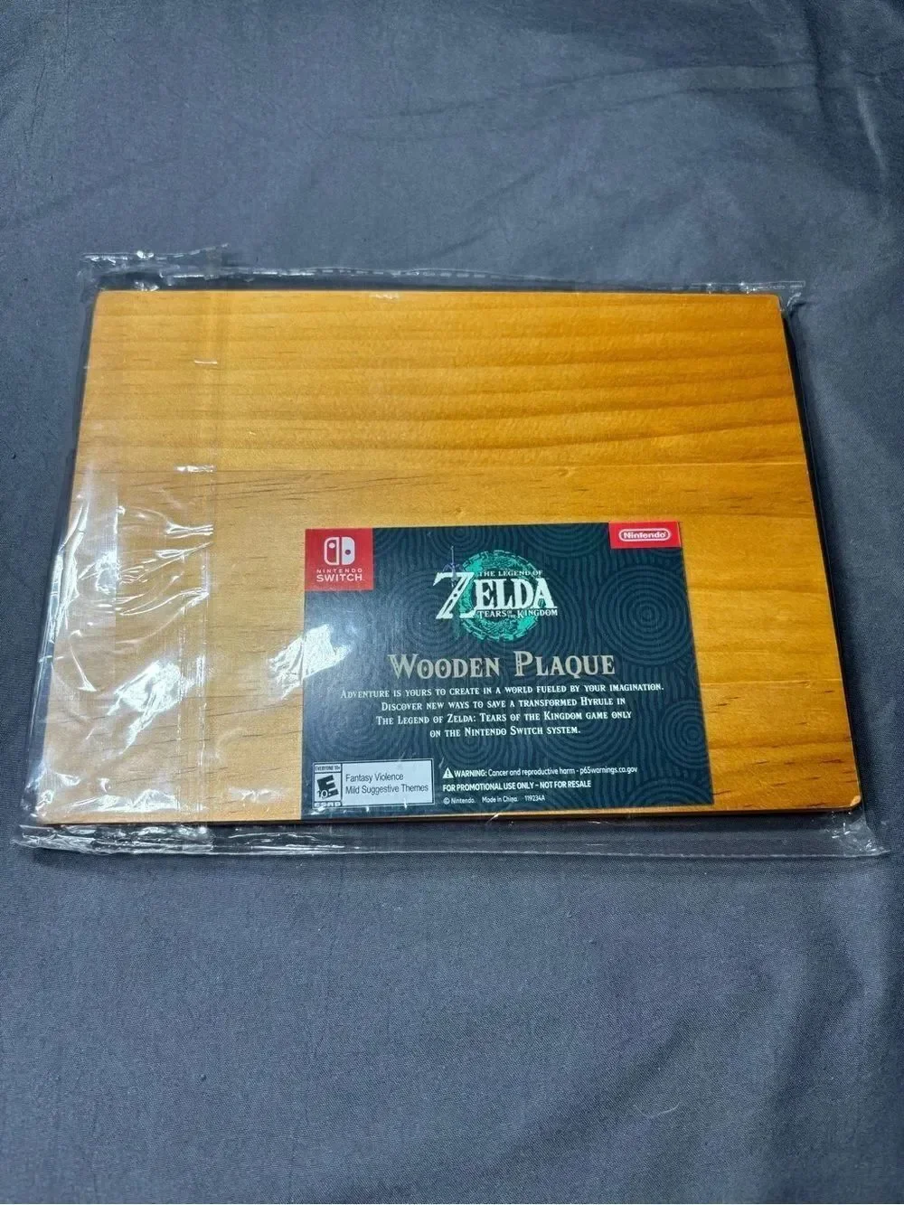 New Nintendo Zelda Engraved Wooden Decorative Plaque with Eye Motif Natural Wood